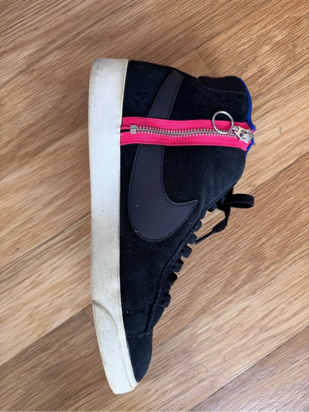 Nike Wmns Blazer Mid Rebel XX 